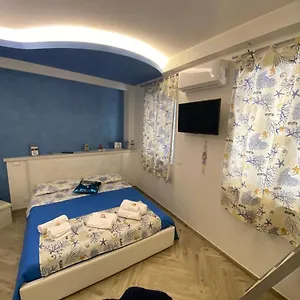 Maretna , Giardini Naxos Italia