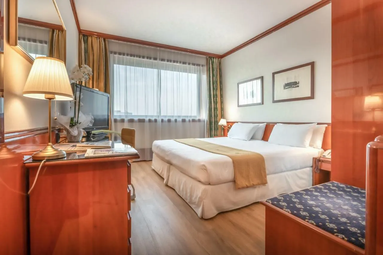 Hotel Catullo San Martino Buon Albergo 4*,